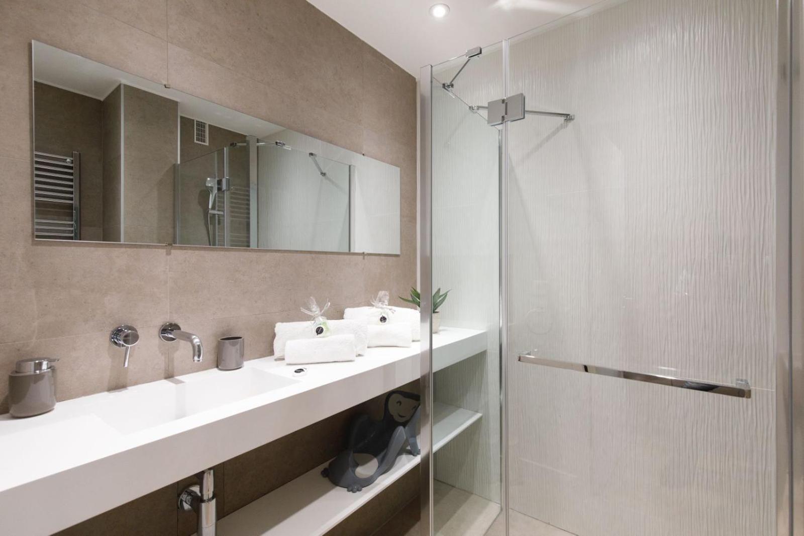 Croisette Martinez - Luxueux T3 70m2 Et Balcon Apartment *